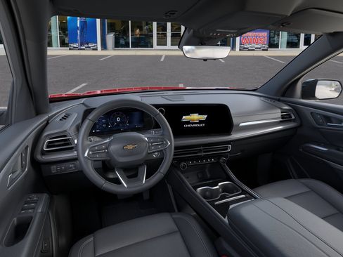 New 2026 Chevrolet Traverse LT FWD image 17