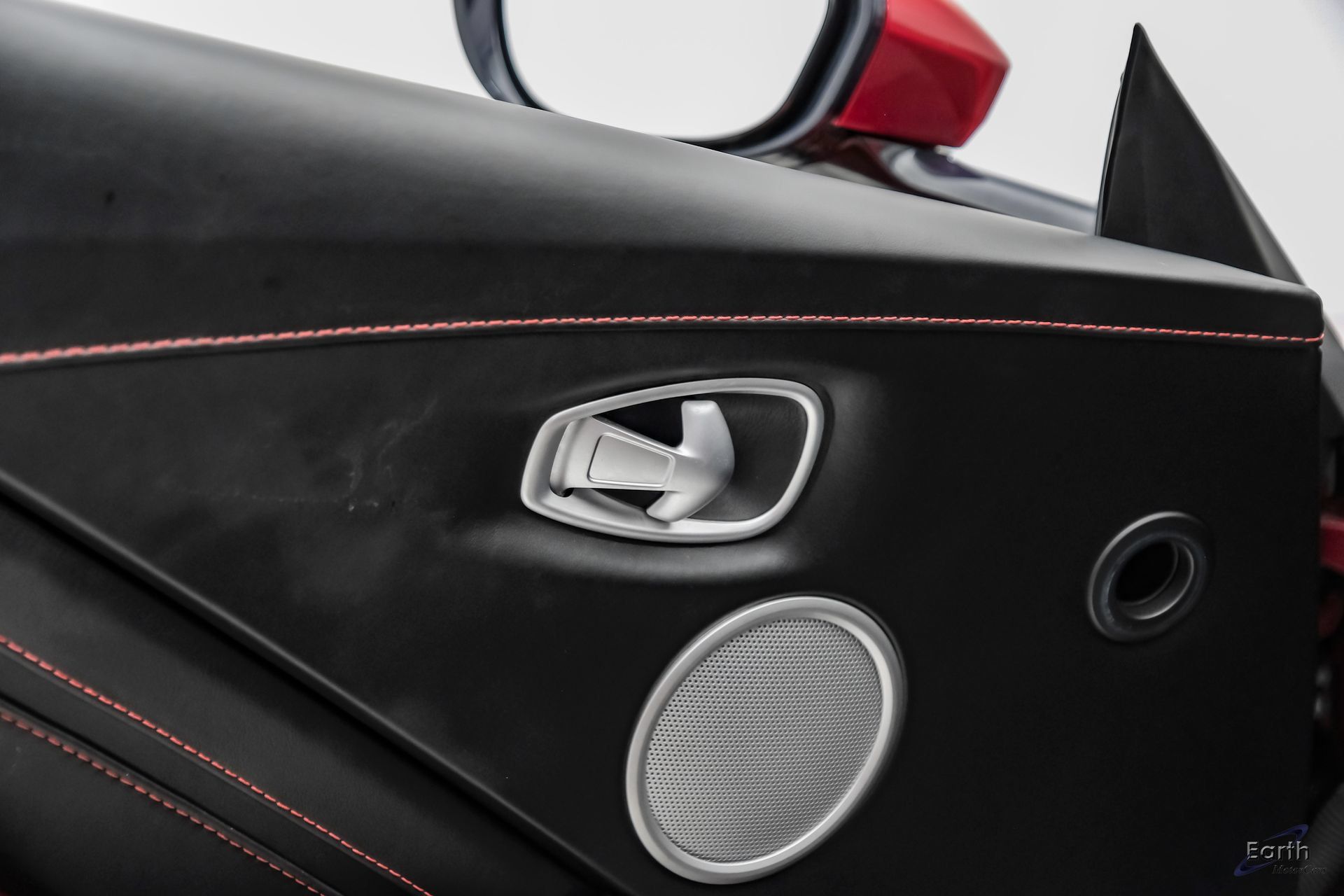 Used 2019 Aston Martin V8 Vantage Coupe RWD image 86
