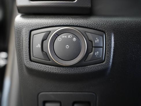 Used 2019 Ford F150 Raptor w/ Equipment Group 802A Luxury AWD/4WD image 21