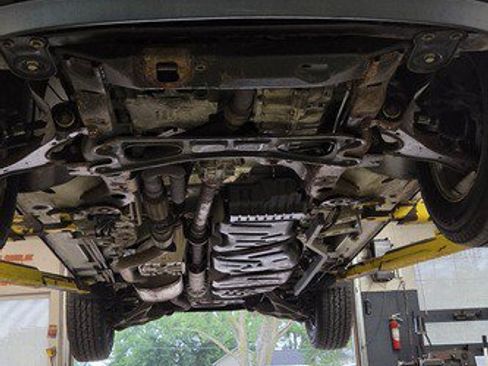 Used 2015 GMC Acadia SLE AWD/4WD image 42