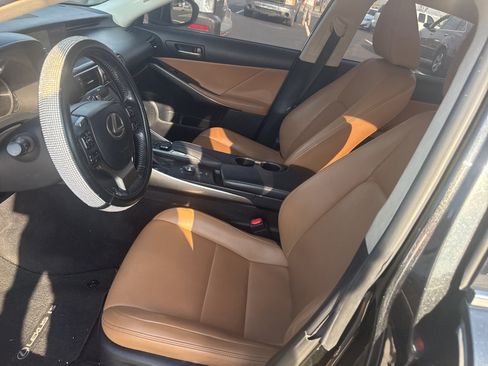 Used 2017 Lexus IS 300 AWD w/ Navigation System Package image 4