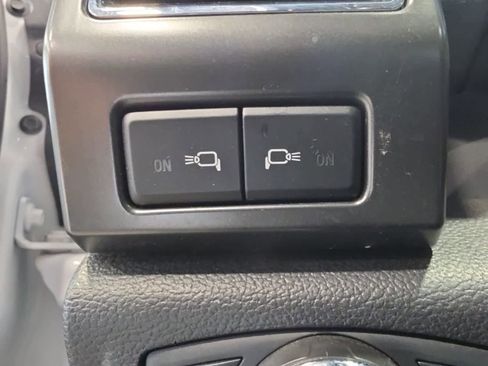 Used 2020 Ford F150 XLT w/ Equipment Group 302A Luxury AWD/4WD image 23