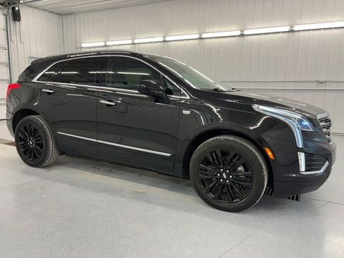 Used 2017 Cadillac XT5 Premium Luxury w/ LPO, Wheel Lock Package FWD image 13
