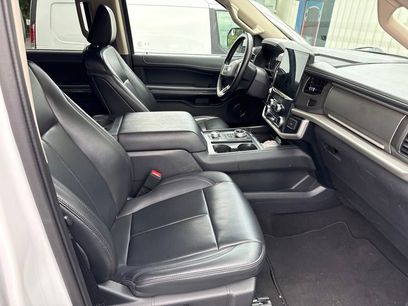 Used 2024 Ford Expedition XLT
