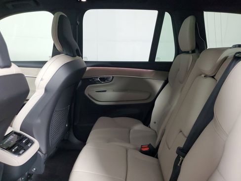 Used 2026 Volvo XC90 B6 Plus w/ Protection Package Premier AWD/4WD image 14