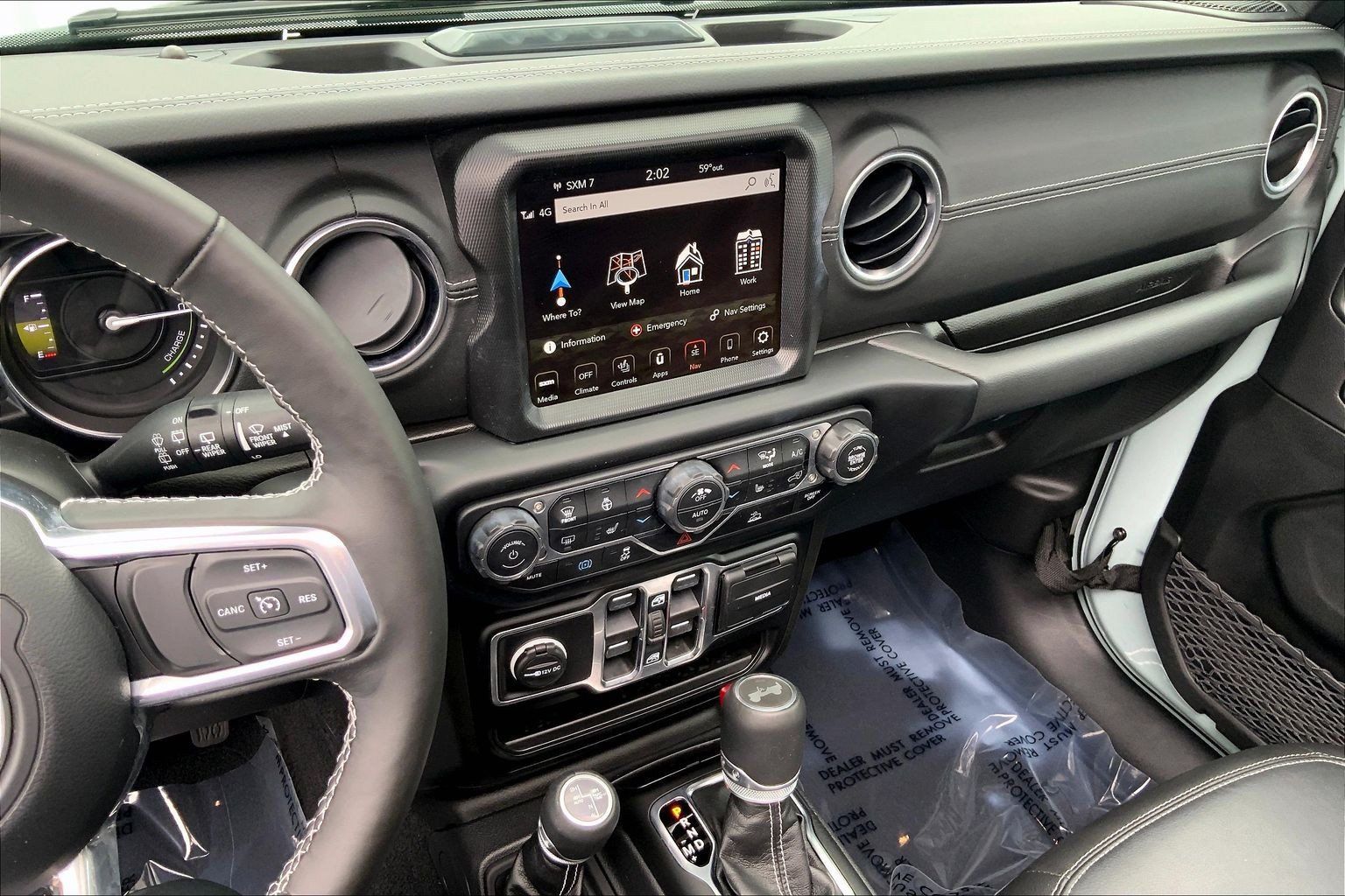 Used 2023 Jeep Wrangler Unlimited Sahara w/ Cold Weather Group AWD/4WD image 6