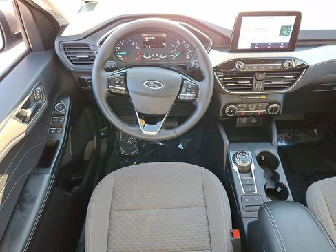 Used 2022 Ford Escape SE w/ Cold Weather Package image 11