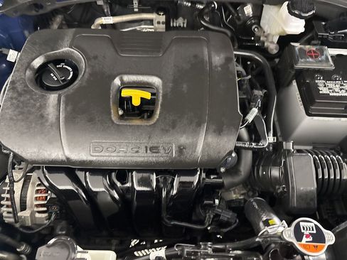 Used 2024 Kia Seltos EX image 28