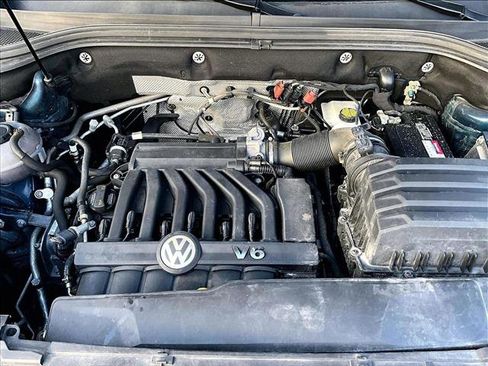 Used 2018 Volkswagen Atlas SE image 11