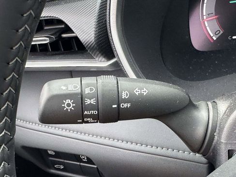 Used 2025 Toyota Highlander XSE image 40