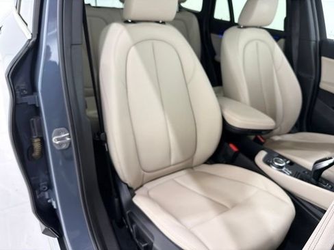 Used 2021 BMW X1 xDrive28i w/ Convenience Package AWD/4WD image 19