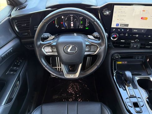 Used 2025 Lexus NX 450h+ F Sport w/ Towing Package (2000 Lbs) AWD/4WD image 15