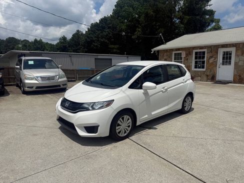 Used 2017 Honda Fit LX image 3
