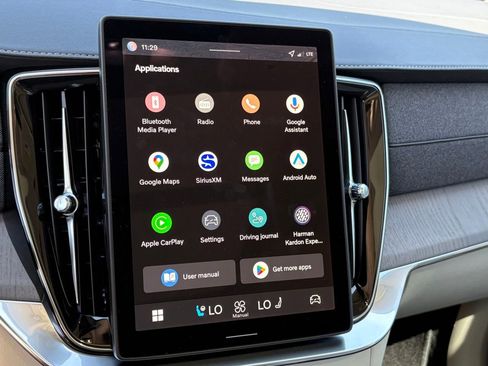 New 2026 Volvo XC90 B6 Ultra w/ Protection Package Premier image 16