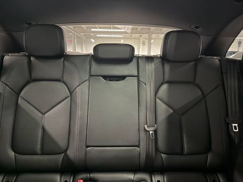 Certified 2026 Porsche Macan w/ Premium Package Plus AWD/4WD image 29