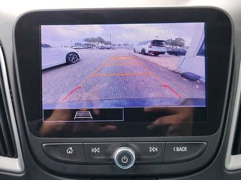 Used 2023 Chevrolet Malibu LT image 15