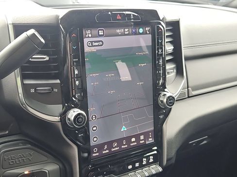 New 2026 RAM 2500 Laramie AWD/4WD image 23