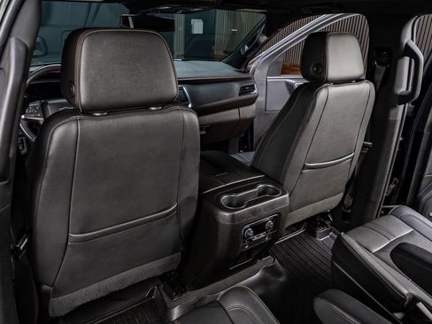 Used 2022 Chevrolet Tahoe RST w/ Luxury Package image 29
