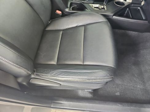 Used 2014 Toyota RAV4 Limited image 39