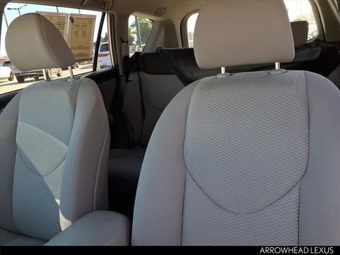 Used 2007 Toyota RAV4 Limited image 15