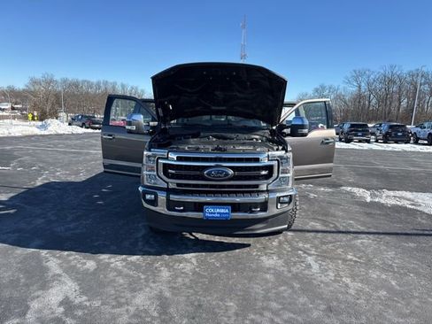 Used 2020 Ford F350 Lariat w/ Chrome Package image 14