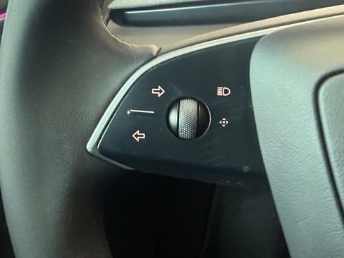 Used 2025 Tesla Model 3 RWD image 10