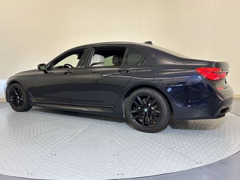 Used 2016 BMW 750i image 3