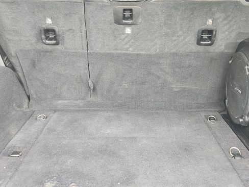 Used 2021 Jeep Wrangler Unlimited Rubicon AWD/4WD image 30