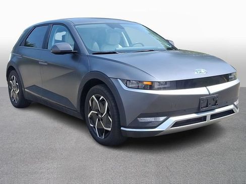 Used 2023 Hyundai Ioniq 5 SEL w/ Cargo Package AWD/4WD image 3