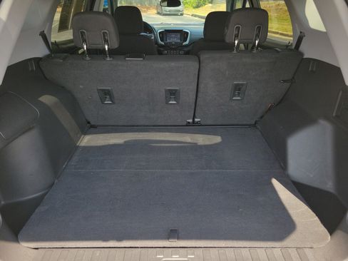 Used 2020 GMC Terrain SLE image 10