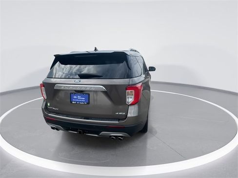 Certified 2021 Ford Explorer Platinum w/ Equipment Group 601A image 10