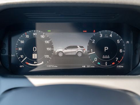 Certified 2025 Land Rover Discovery Sport Dynamic SE AWD/4WD image 14