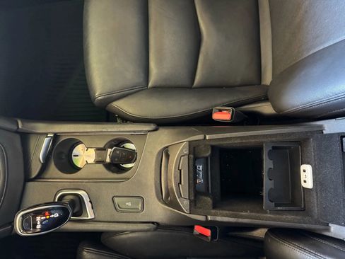 Used 2017 Cadillac XT5 Luxury image 15