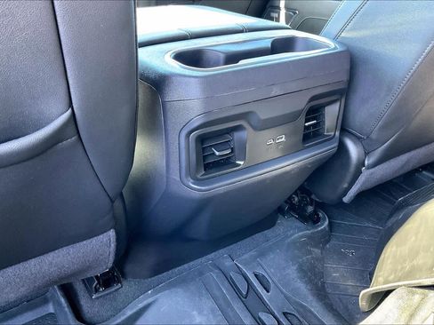 Used 2024 Chevrolet Silverado 1500 LT Trail Boss w/ Convenience Package II image 32