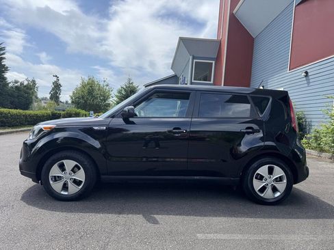 Used 2016 Kia Soul image 7
