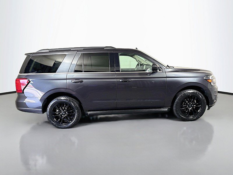 Used 2024 Ford Expedition XLT AWD/4WD image 8