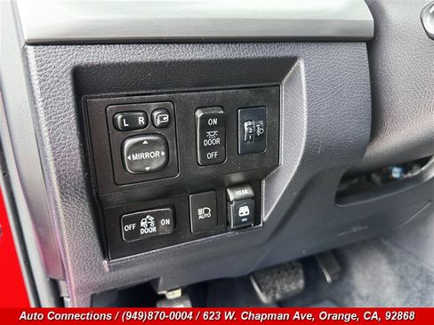 Used 2018 Toyota Tundra Platinum AWD/4WD image 25