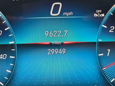 Used 2023 Mercedes-Benz GLS 450 4MATIC image 26