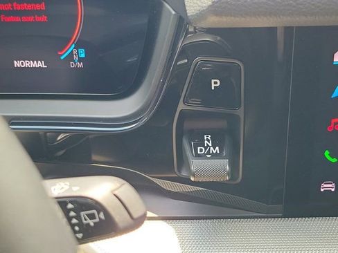 Certified 2024 Porsche Cayenne AWD/4WD image 31