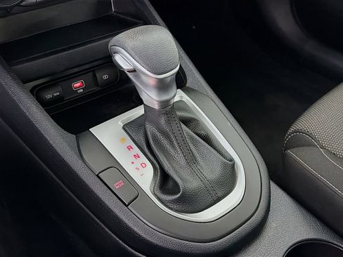 Used 2024 Kia Forte LXS FWD image 19