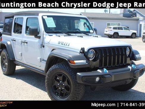 Used 2023 Jeep Wrangler Unlimited AWD/4WD image 1