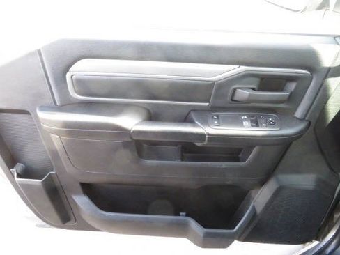 Used 2022 RAM 3500 Tradesman AWD/4WD image 12