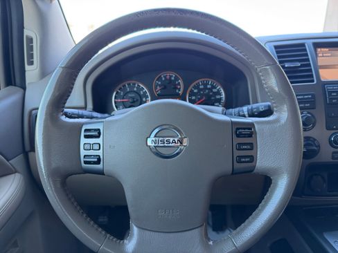 Used 2011 Nissan Armada SL image 9