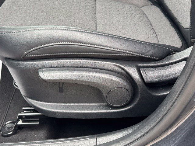 Used 2025 Kia Seltos S FWD image 10