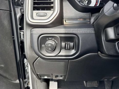 Used 2019 RAM 2500 Limited image 30