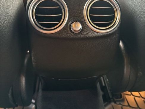 Used 2022 Mercedes-Benz GLC 300 4MATIC image 22