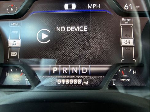 Used 2023 RAM 1500 Laramie AWD/4WD image 19