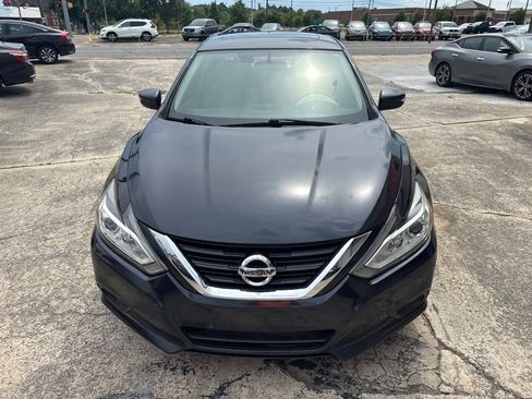 Used 2016 Nissan Altima 2.5 SL w/ 2.5 Technology Package image 5