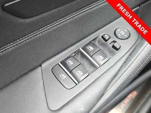 Used 2020 BMW 530i w/ Convenience Package RWD image 22