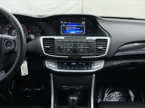 Used 2015 Honda Accord Sport image 29